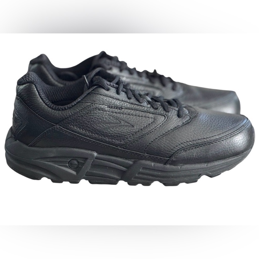 Brooks Addiction Walker 2 woman’s size 10 Black